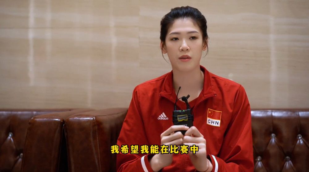 他觉得宋婉婷有些小题大做、过于较真，但宋婉婷却觉得，这些礼数都是必不可少的，谁让爷爷对叶大师这么看重。